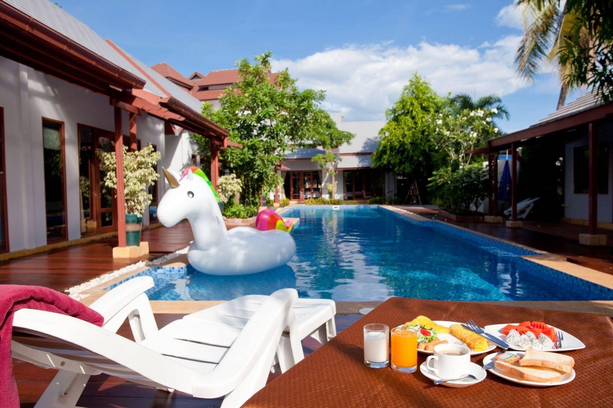 Ardea Resort Pool Villa Amphawa Buitenkant foto